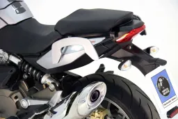 Soporte lateral C-Bow para Aprilia NA 850 Mana / GT